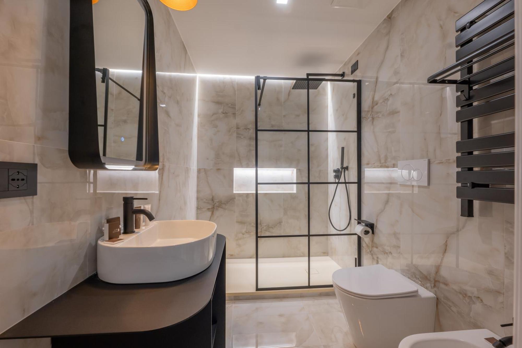 Maria Cristina Boutique Rooms Триест Экстерьер фото